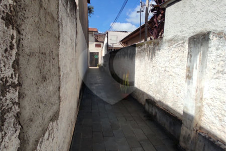 Sobrado à venda com 3 quartos em Chora Menino, São Paulo, SP