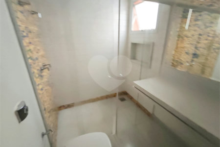 Exclusividade e Sofisticação no Swiss Park: O Sobrado Perfeito em São Carlos, com, 3 suites,2 salas, área Gourmet, persianas blackout automatizadas.