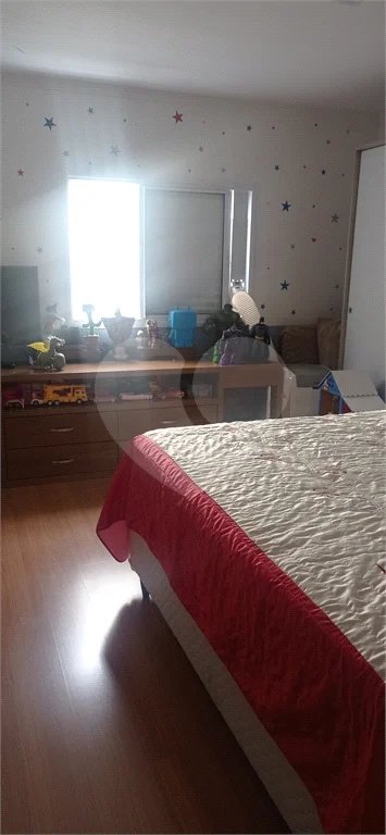 Sobrado à venda com 3 quartos, sendo 1 suíte,  em Vila Gustavo, São Paulo, SP