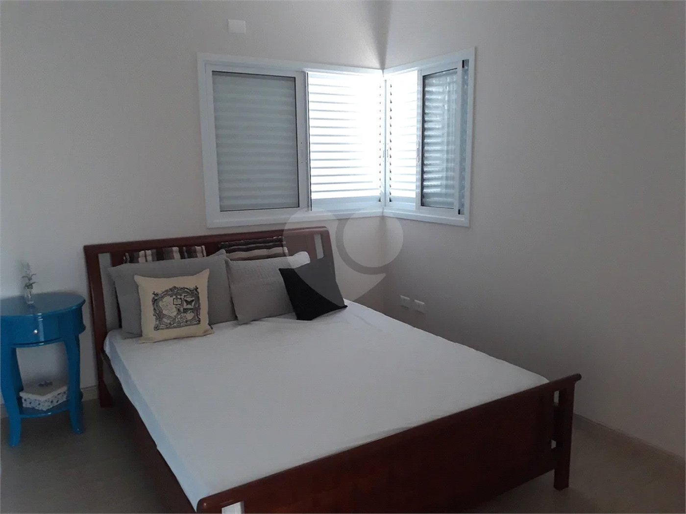 Lindo Sobrado Convívio São Francisco - R$ 980.000,00
