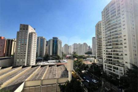 Apartamento à venda com 2 quartos, sendo 1 suíte, em Indianópolis, São Paulo, SP