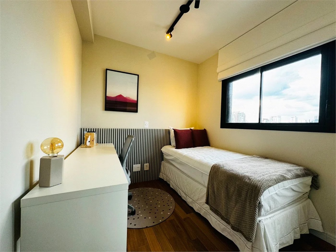 Apartamento à venda com 3 quartos em Vila Cordeiro, São Paulo, SP