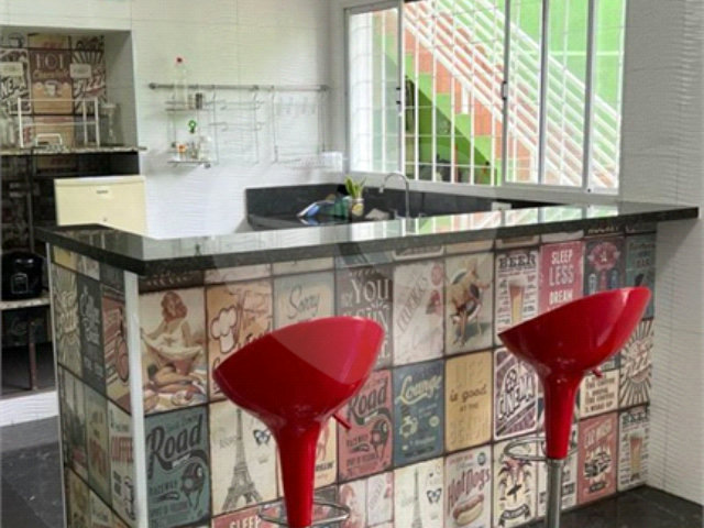 Sobrado à venda com 4 quartos, sendo 1 suíte,  em Tremembé, São Paulo, SP