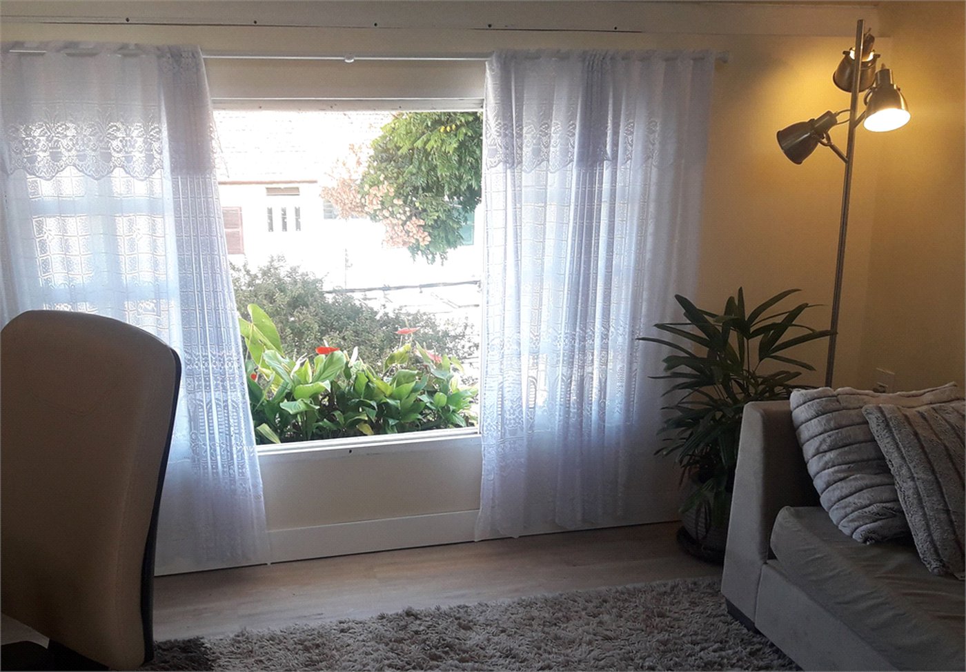 Casa à venda com 3 quartos, sendo 1 suíte,  em Jardim Aeroporto, São Paulo, SP