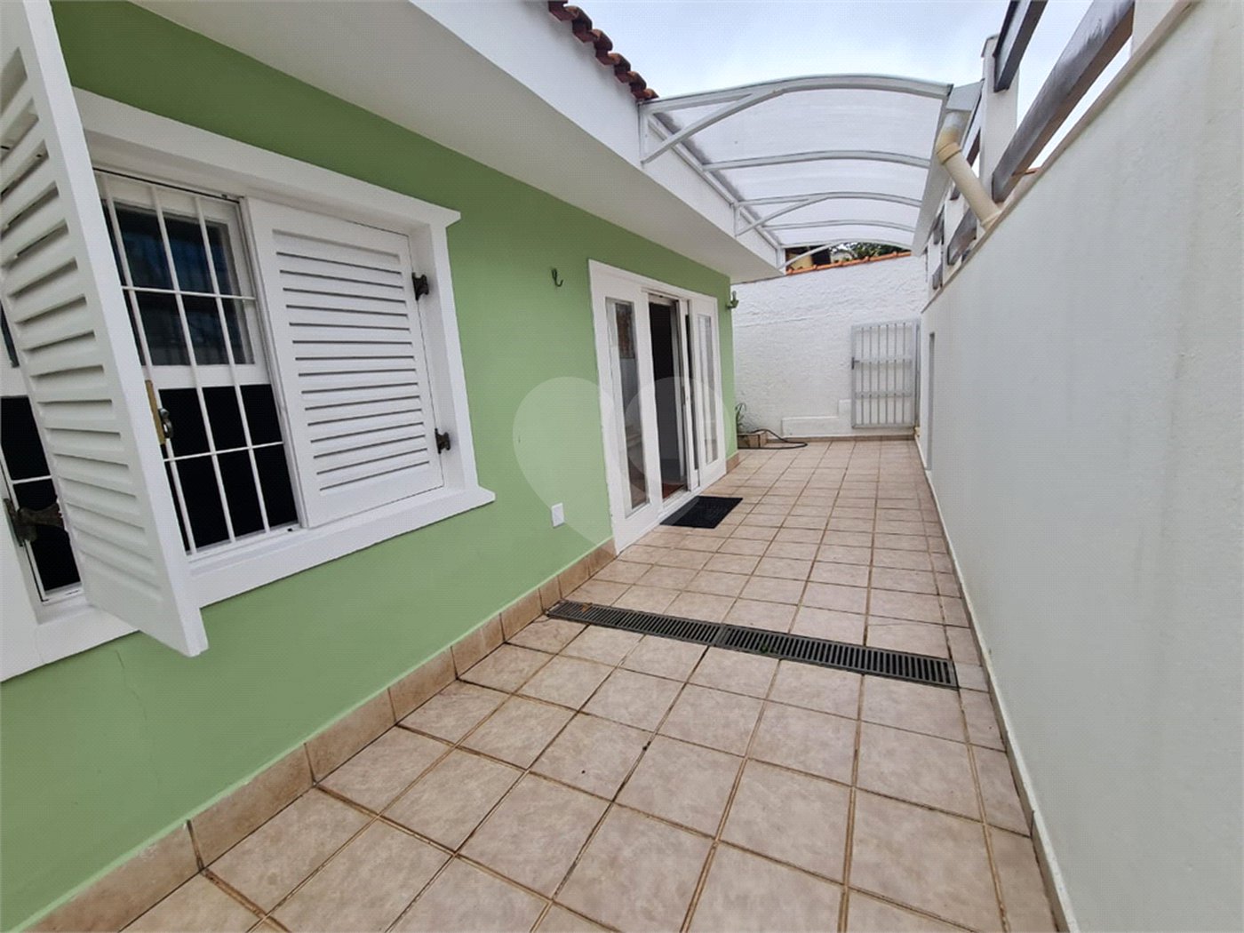 Casa Térrea à venda com 4 quartos, sendo 1 suíte, em Interlagos, São Paulo, SP