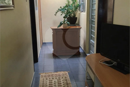 Casa à venda com 2 quartos, sendo 1 suíte, em Socorro, São Paulo, SP