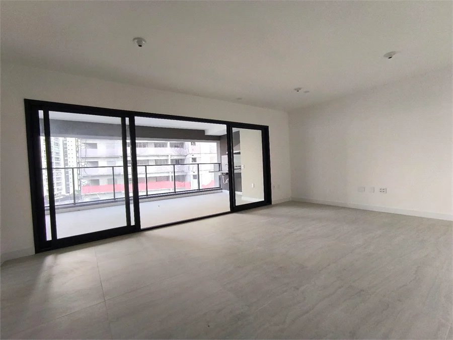 Apartamento à venda ou para alugar com 3 suítes em Água Branca, São Paulo, SP