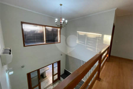 Casa para alugar com 3 suítes no condomínio Bosque de Grevilea, Vinhedo - SP