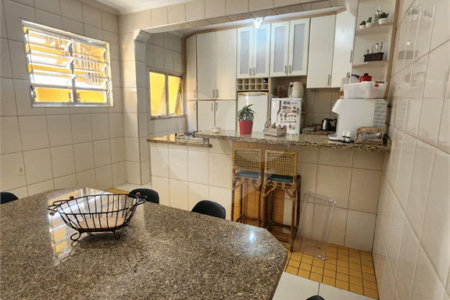 Sobrado à venda com 3 quartos, sendo 1 suíte, em Jardim Franca, São Paulo, SP