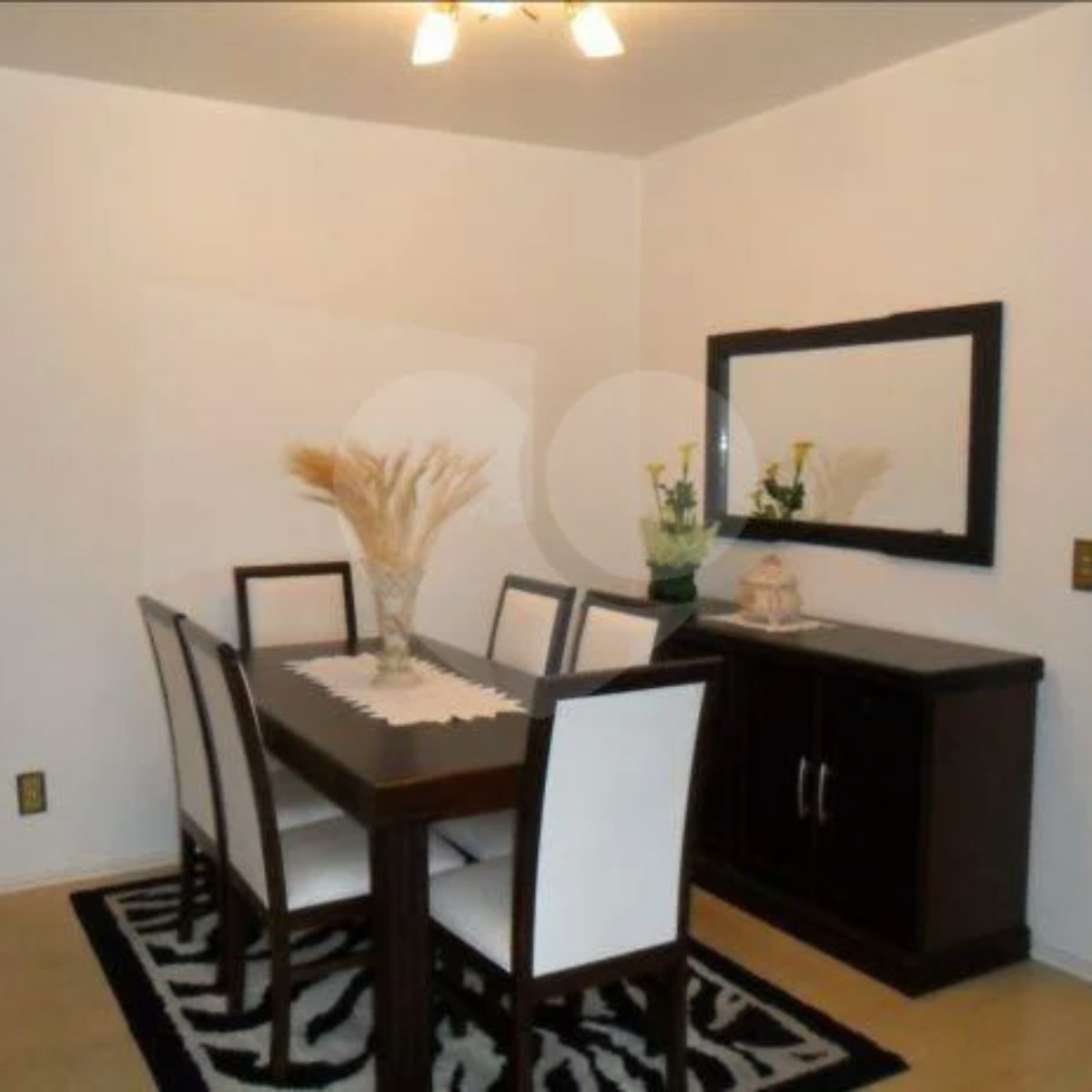 Apartamento à venda com 3 quartos, sendo 1 suíte, em Moema, São Paulo, SP