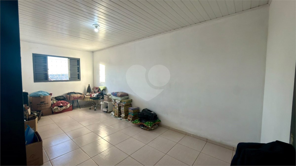 Sobrado à venda com 4 quartos, sendo 1 suíte, em Jardim Wanel Ville V, Sorocaba, SP