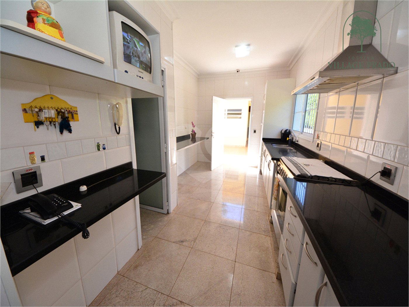 Casa à venda com 6 suítes no condomínio Reserva Village Prado, Indaiatuba - SP