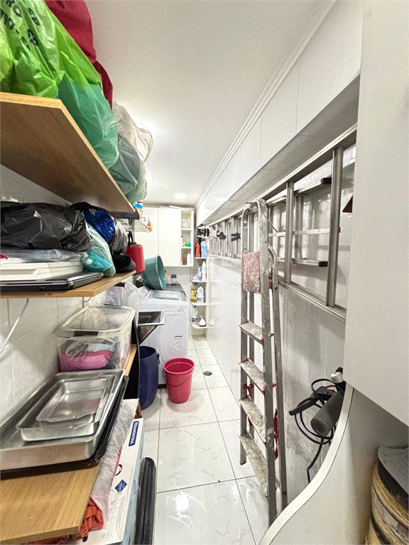 Casa à venda com 4 quartos, sendo 3 suítes, no condomínio Tremembé, São Paulo - SP