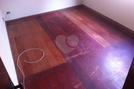 Sobrado à venda com 3 quartos, sendo 1 suíte, em Chora Menino, São Paulo, SP