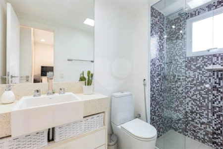 Apartamento à venda com 3 suítes em Vila Romana, São Paulo, SP