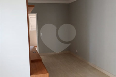 Apartamento à venda com 3 quartos, sendo 1 suíte,  em Parque Campolim, Sorocaba, SP