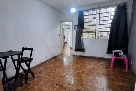 Casa à venda com 3 quartos, sendo 1 suíte, em Jardim Marisa, São Paulo, SP