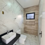 Casa à venda com 3 suítes no condomínio Reserva dos Jatobás, Louveira - SP