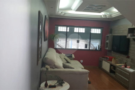 Casa à venda com 3 quartos, sendo 1 suíte, em Anchieta, São Bernardo do Campo, SP