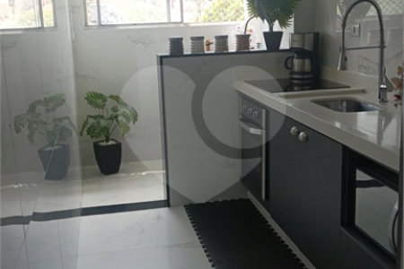 Apartamento à venda com 2 quartos em Jardim Peri, São Paulo, SP