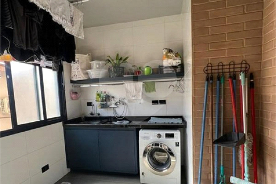 Sobrado à venda com 2 suítes em Vila Sabrina, São Paulo, SP