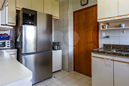 Apartamento à venda com 4 quartos, sendo 3 suítes, em Vila Sônia, São Paulo, SP