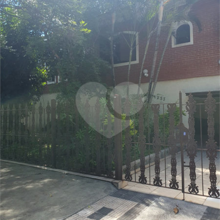 Sobrado à venda ou para alugar com 3 quartos, sendo 1 suíte, em Santana, São Paulo, SP