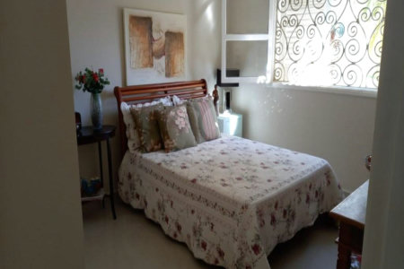 Casa à venda com 3 quartos, sendo 1 suíte,  em Bosque, Vinhedo, SP