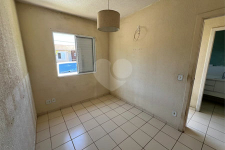 Casa à venda com 2 quartos em Vila Progresso, Itapetininga, SP