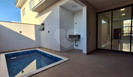 Casa à venda com 3 quartos, sendo 1 suíte,  no condomínio Horto Florestal 1, Sorocaba - SP