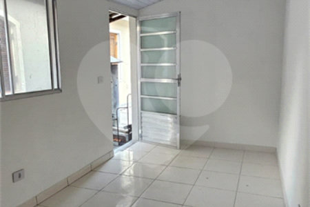 Sobrado à venda com 3 quartos, sendo 2 suítes, em Ferreira, São Paulo, SP