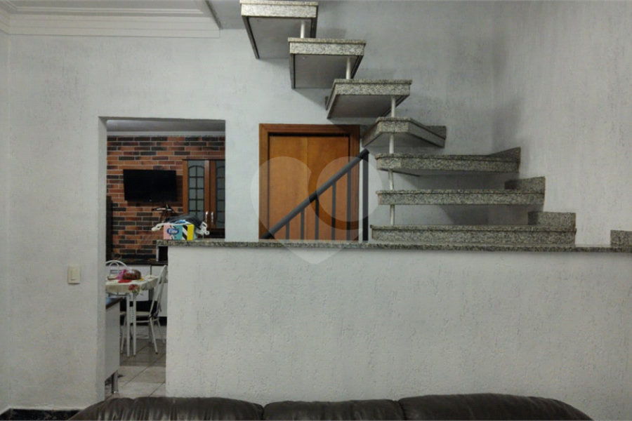 Sobrado à venda com 3 quartos, sendo 1 suíte, em Vila Guilherme, São Paulo, SP