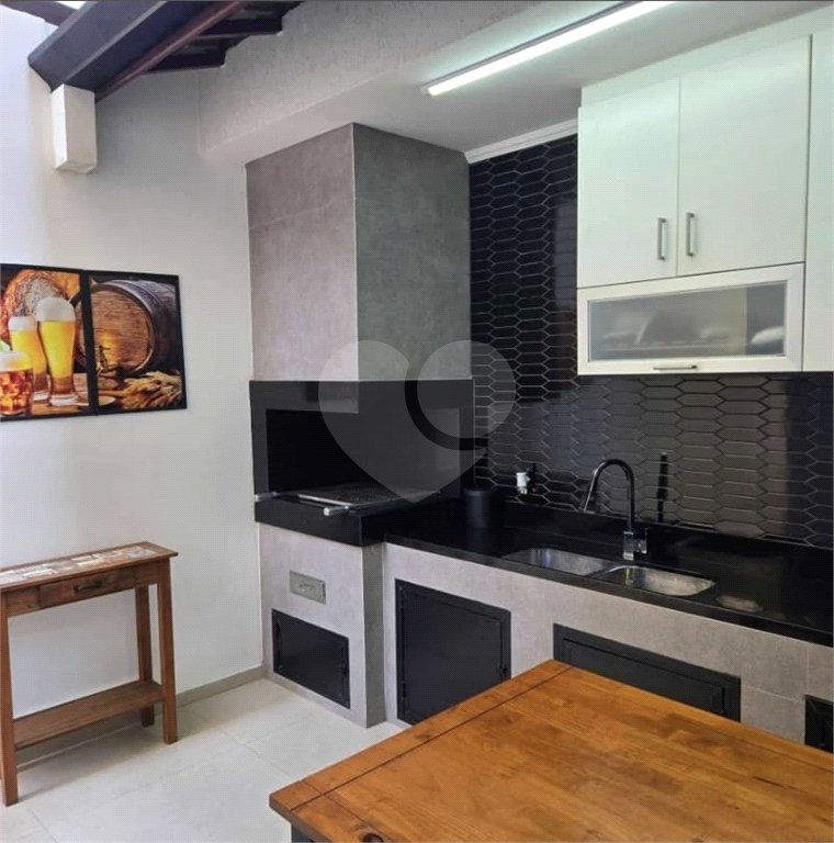 Casa à venda com 4 quartos, sendo 2 suítes, no condomínio Bosque dos Pássaros, São Paulo - SP