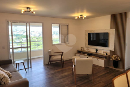 Apartamento à venda com 2 quartos, sendo 1 suíte,  no Centro, São Bernardo do Campo, SP