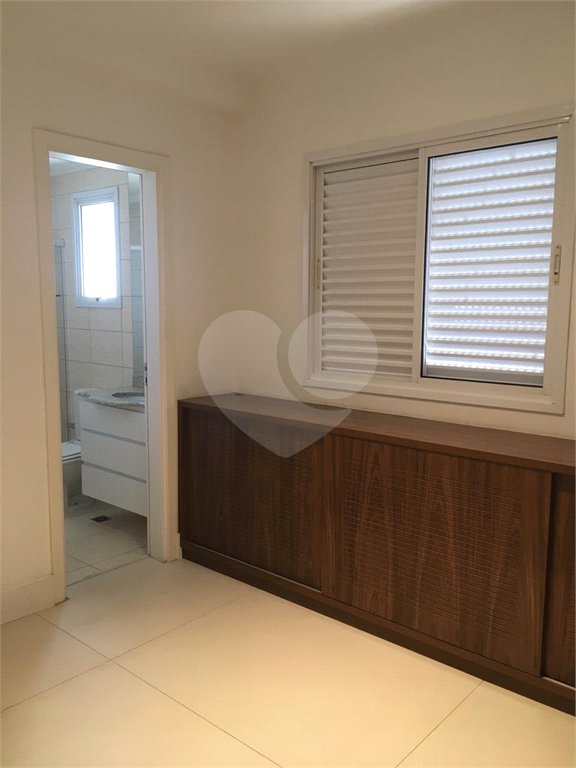 Apartamento à venda com 2 suítes em Vila Pereira Barreto, São Paulo, SP