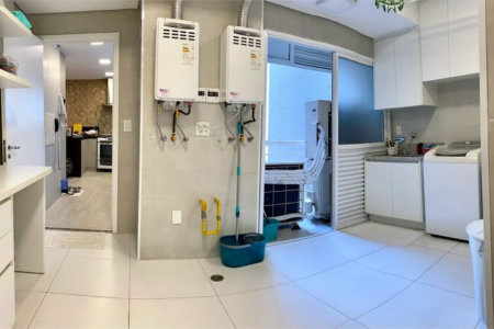 Apartamento à venda com 3 suítes em Vila Suzana, São Paulo, SP