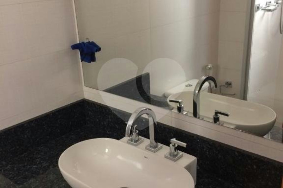 Apartamento à venda com 4 suítes em Santana, São Paulo, SP