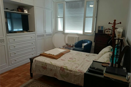 Apartamento à venda com 3 quartos, sendo 1 suíte, em Copacabana, Rio de Janeiro, RJ