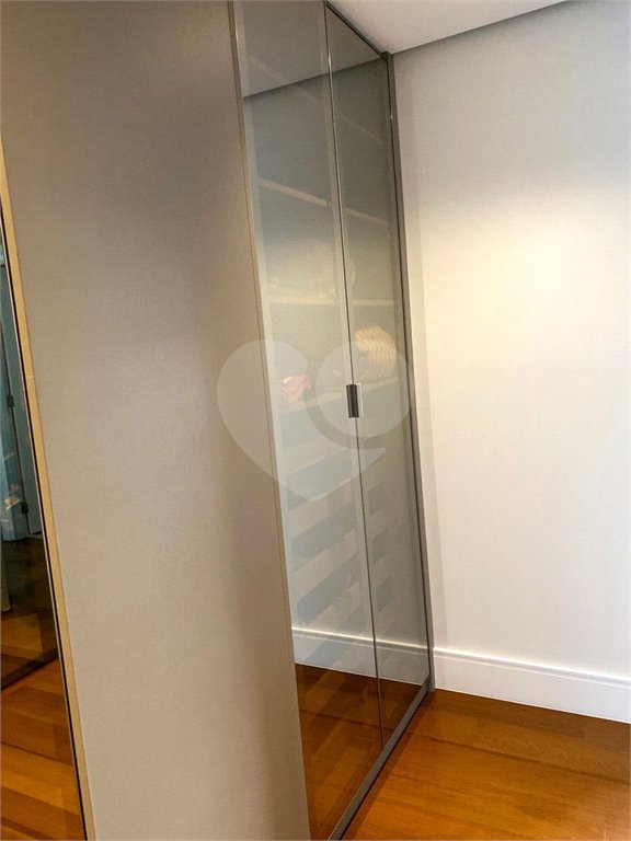 Apartamento à venda com 4 suítes em Vila Suzana, São Paulo, SP