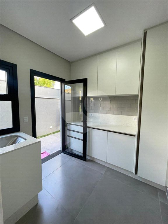 Casa à venda com 3 suítes no condomínio Residencial Granville, Atibaia - SP