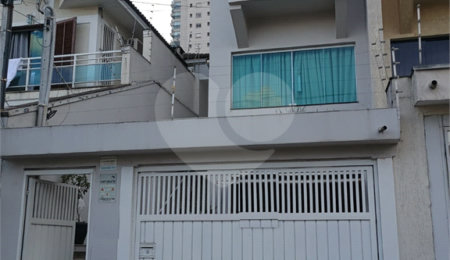 Sobrado à venda com 3 quartos, sendo 1 suíte,  em Santana, São Paulo, SP