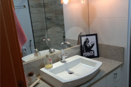 Apartamento à venda com 3 quartos, sendo 1 suíte, em Rio Comprido, Rio de Janeiro, RJ