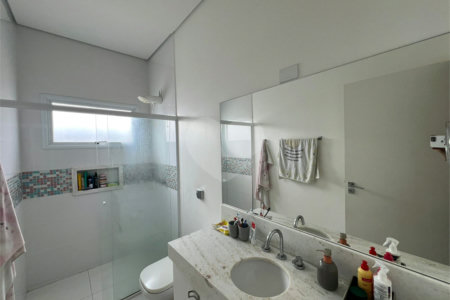Casa à venda com 3 quartos, sendo 1 suíte,  no condomínio Golden Park Residence, Sorocaba - SP