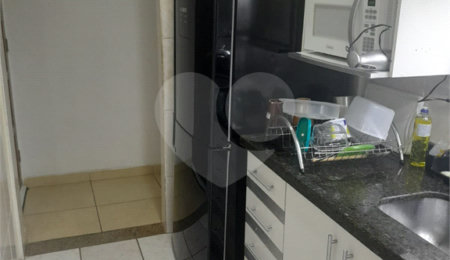 Apartamento à venda com 2 quartos em Cidade Tiradentes, São Paulo, SP