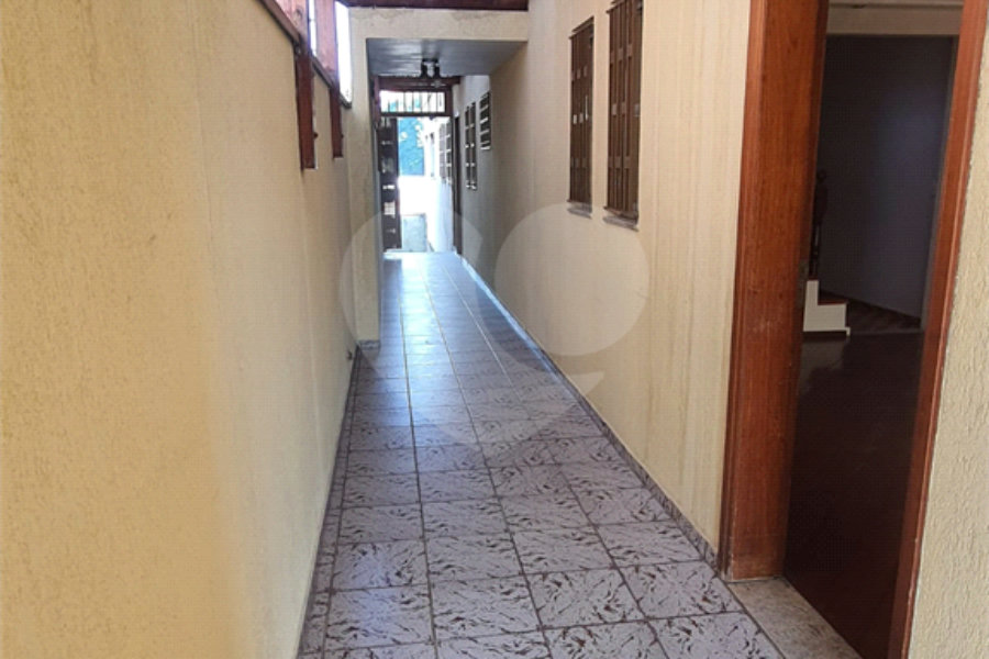 Sobrado à venda com 4 quartos, sendo 1 suíte, em Vila Pereira Barreto, São Paulo, SP
