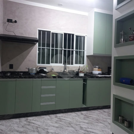 Sobrado à venda com 3 quartos, sendo 1 suíte,  em Villa Di Cesar, Mogi das Cruzes, SP