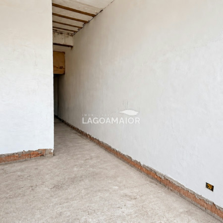 Casa à venda com 3 quartos, sendo 1 suíte, em Parque São Carlos, Três Lagoas - MS