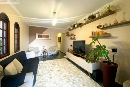 Sobrado à venda com 3 quartos, sendo 1 suíte, em Jardim Sarah, São Paulo - SP
