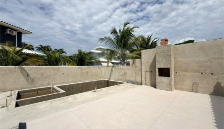 Casa em condomínio à venda com 4 suítes em Caravelas, Armação dos Búzios, RJ