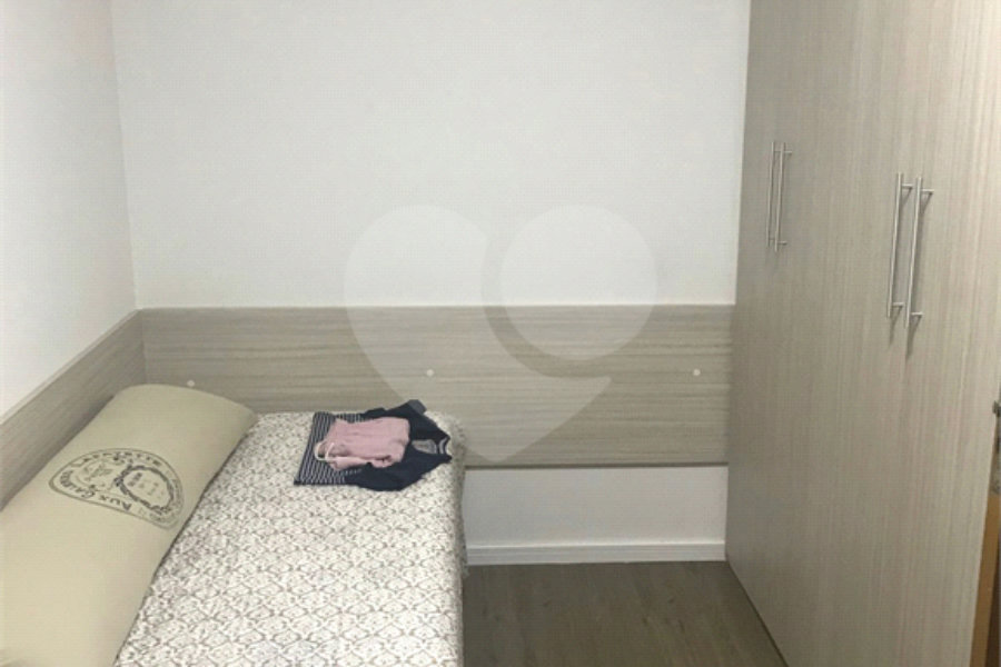 Casa à venda com 2 quartos no condomínio Guganis, São Paulo - SP